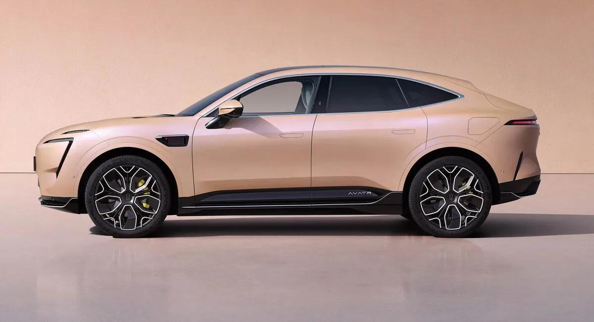 Avatr 11 thumbnail 7