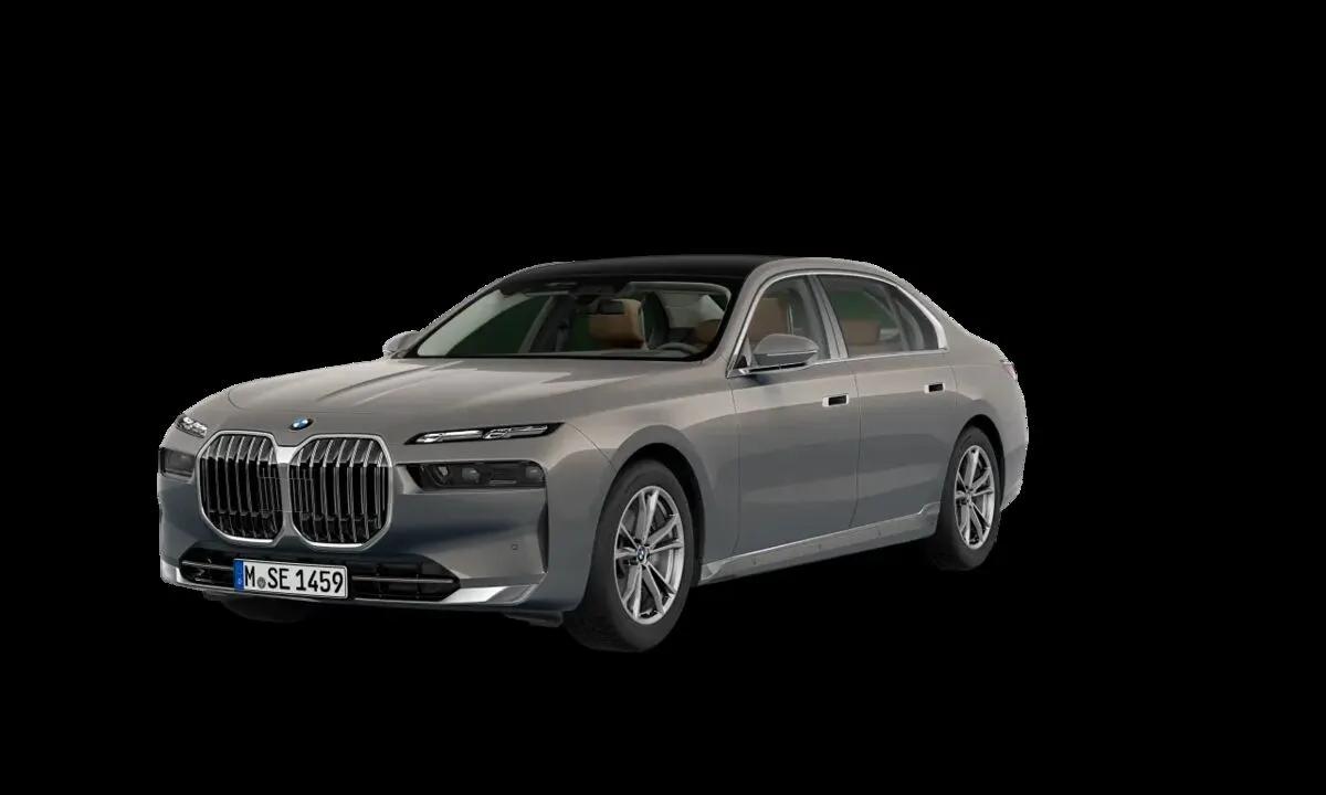 BMW 7 Series thumbnail 6