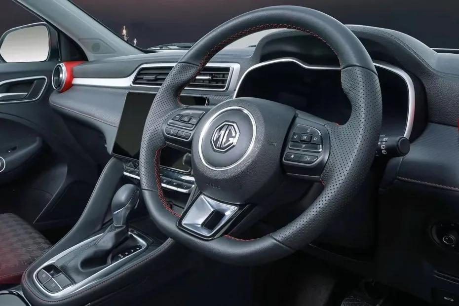 MG Astor thumbnail 11