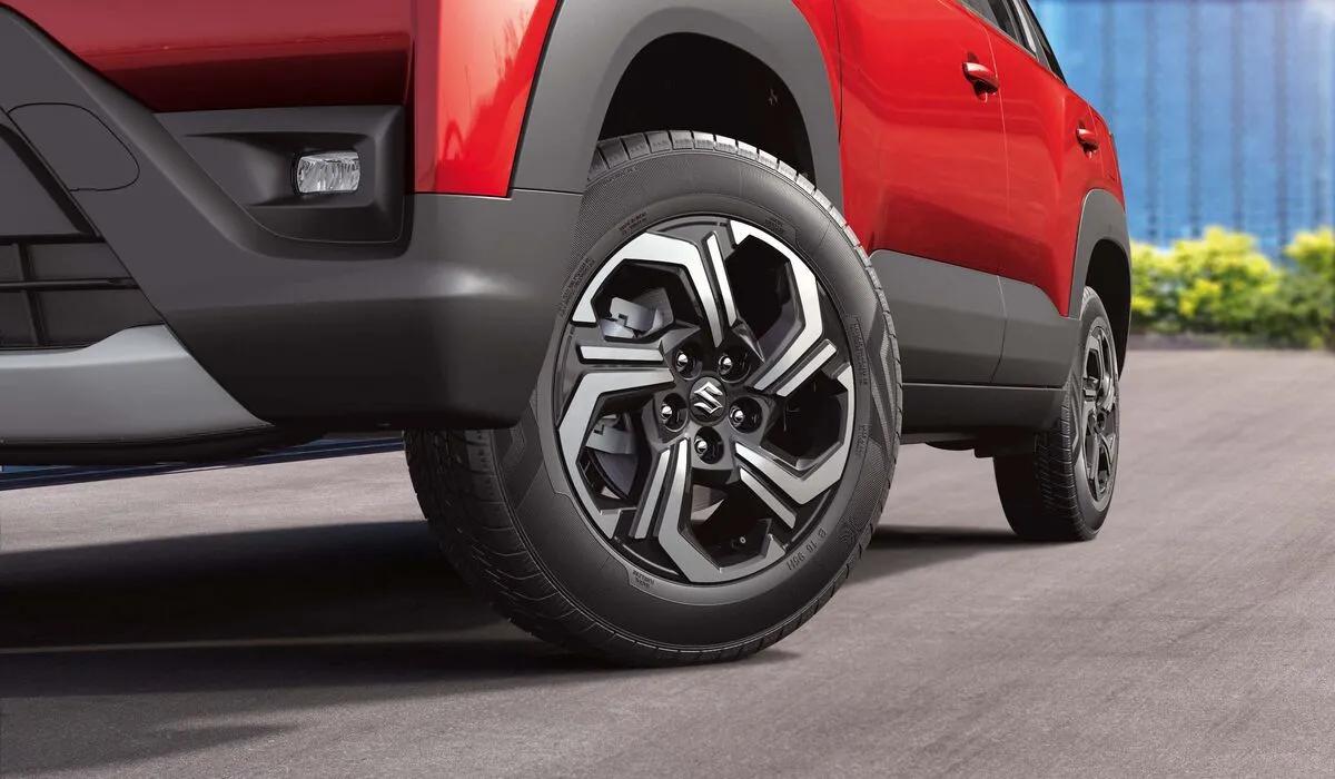 Suzuki Brezza thumbnail 4