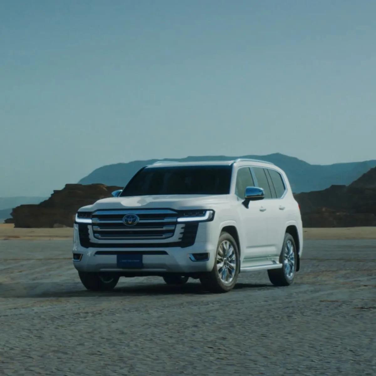 Toyota Land Cruiser thumbnail 2