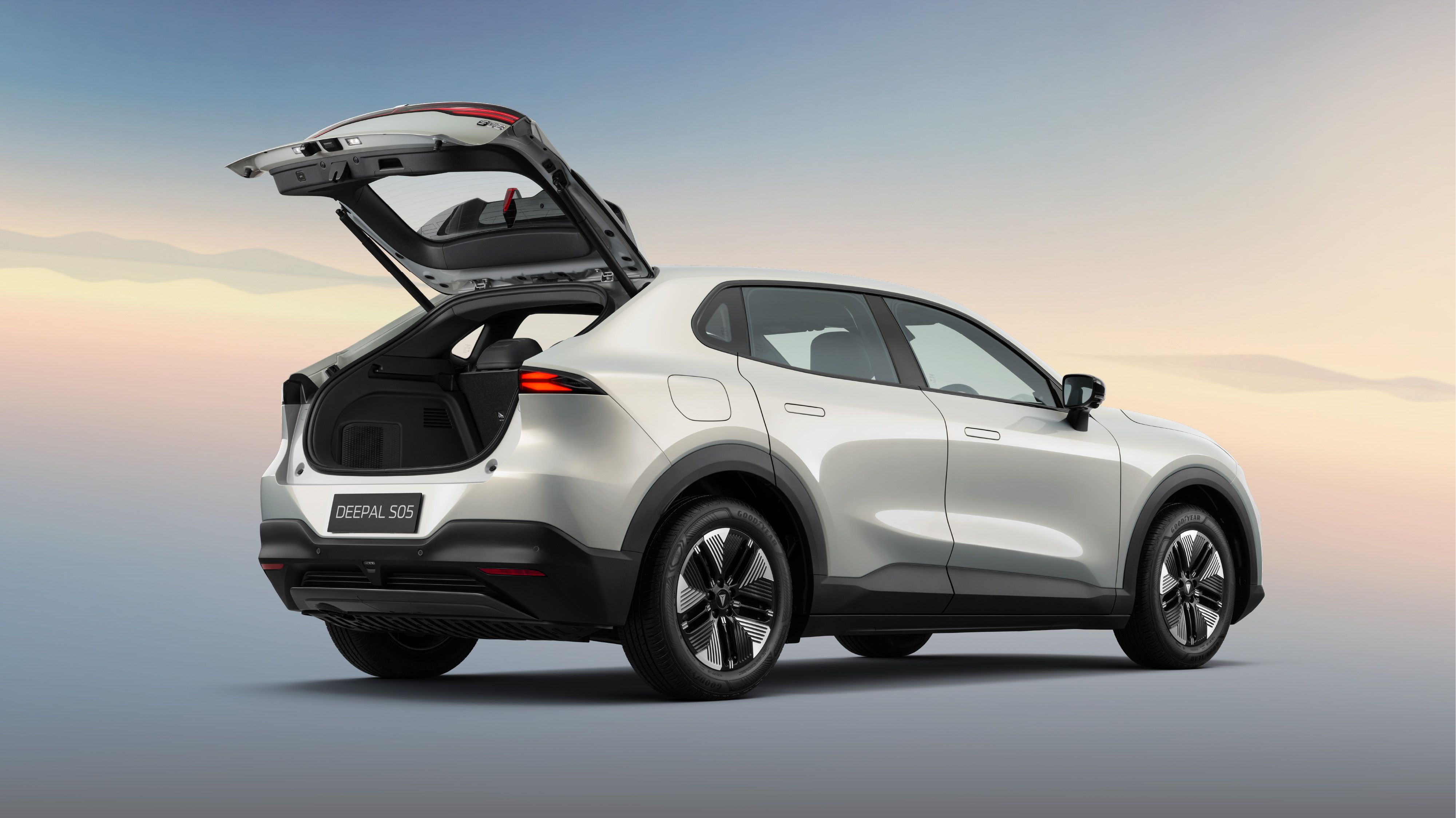 Changan Deepal S05 - Image 15